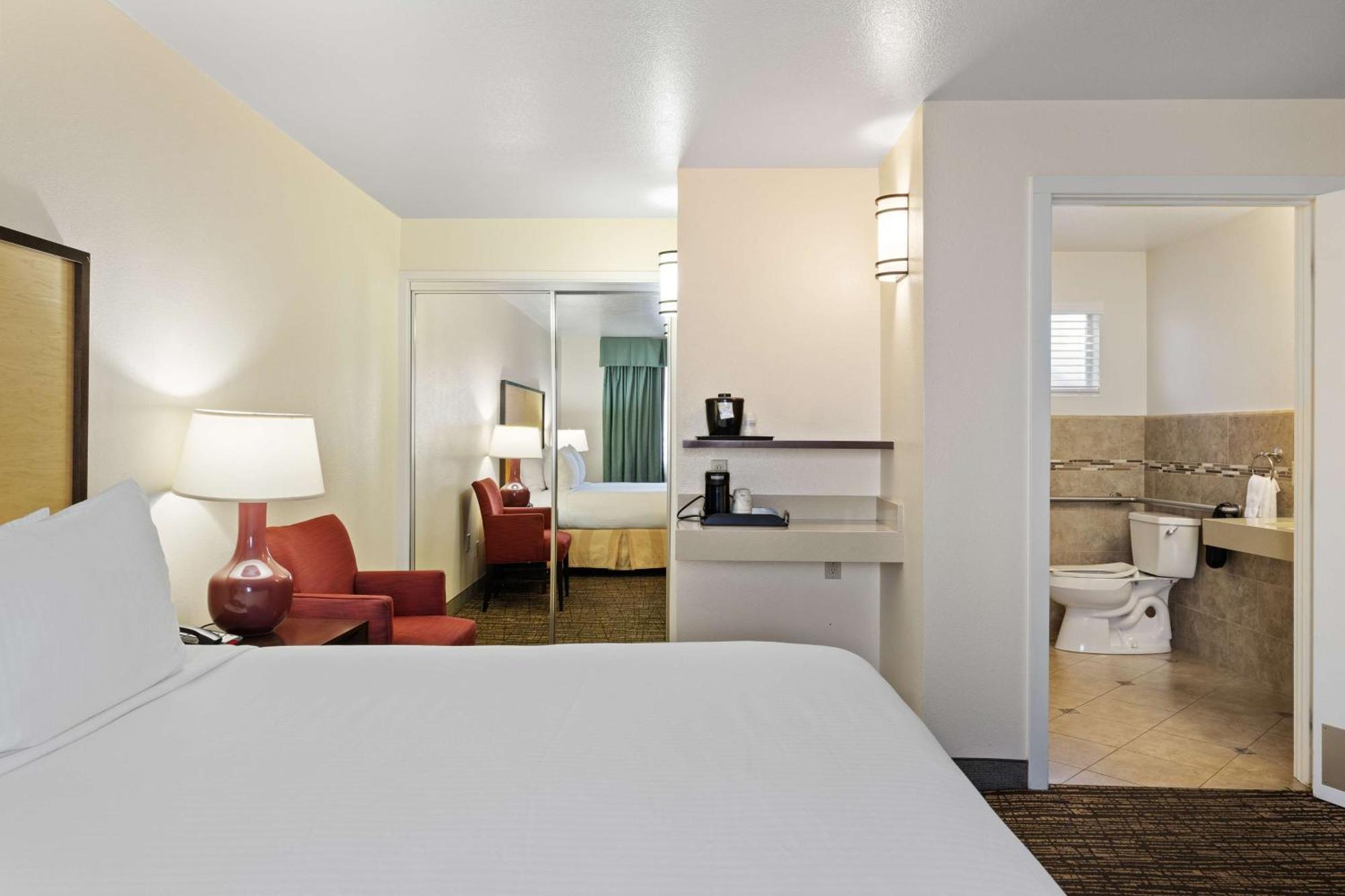 Best Western Petaluma Inn Exterior photo